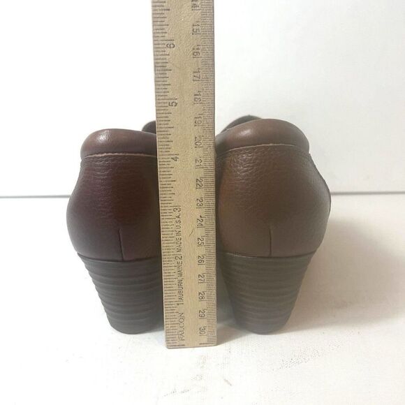 Clarks Collection Womens Pumps Shoes Size 8.5M Brown Leather Slip On Clog Bootie - Picture 9 of 11